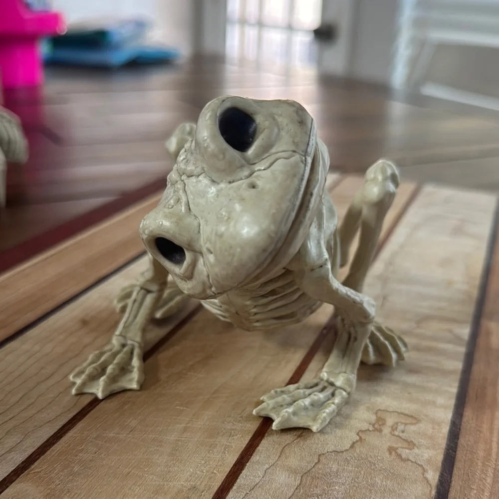 Halloween Reptile Skeleton Reptile - Cream